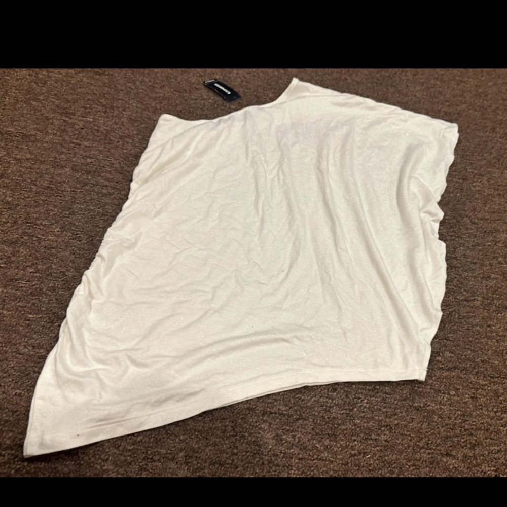 NWT! XS Express Shimmering Cream Top open shoulder gorgeous sexy retail $39